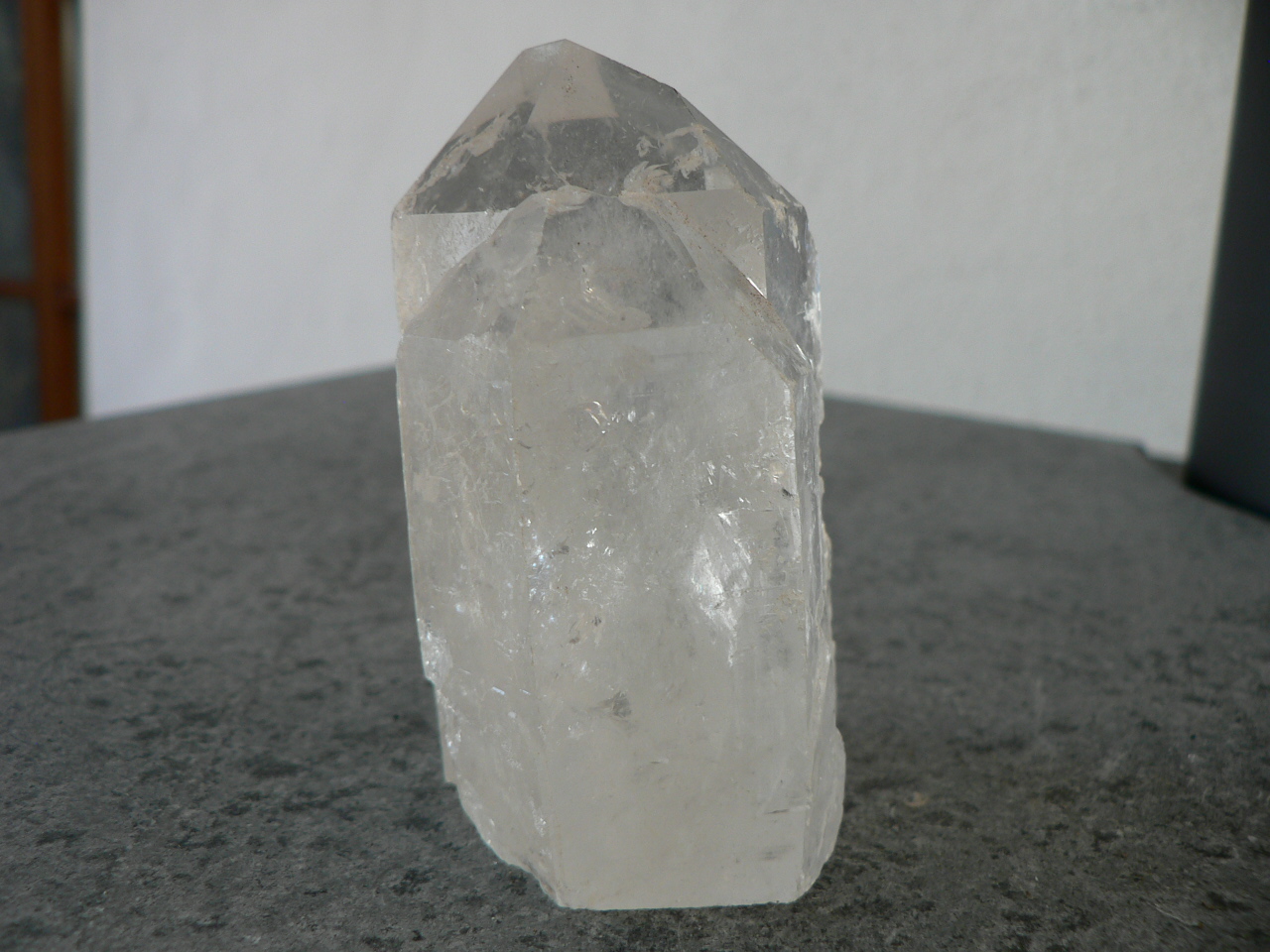 Bergkristall Spitze AA Qualität Höhe 80 mm 82 g geschliffen /& poliert 258