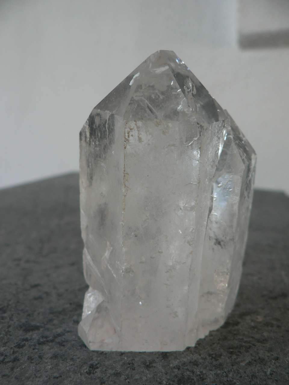 Bergkristall Stufe Qualität Natur pur 226 Spitze Brasilien Ø 71 mm 100 g AA
